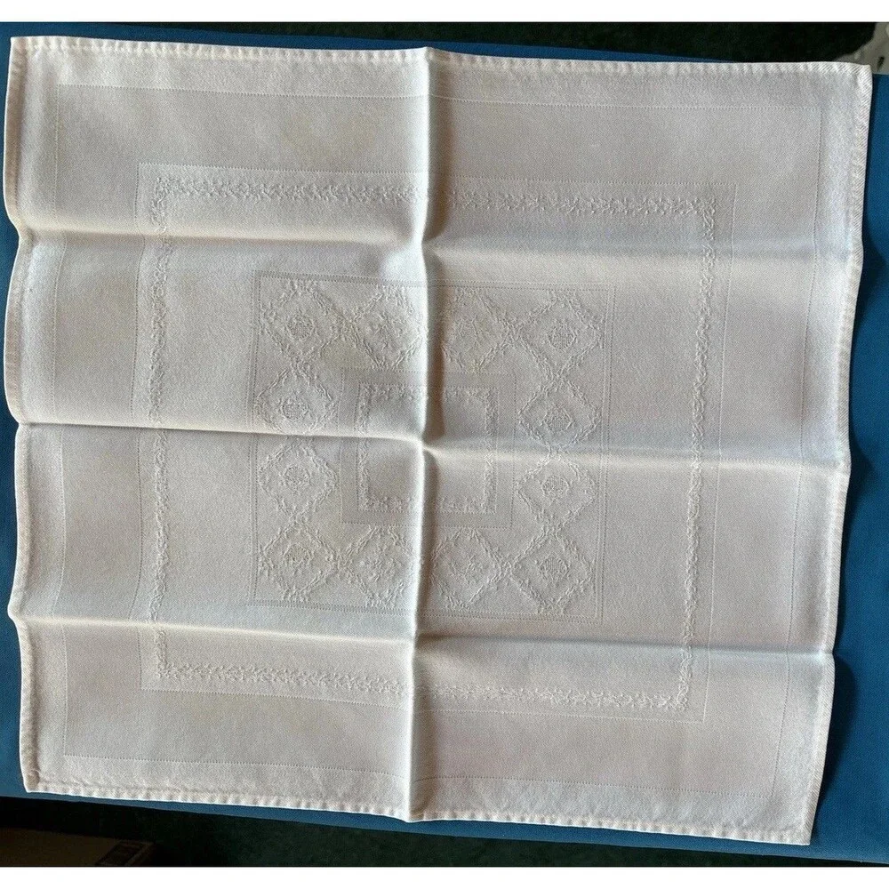 Vtg Set of 12 White Damask Linen Dinner Napkins Country Geometric 15